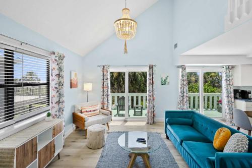Oceanfront in the heart of St Aug Bch Dogs OK in St. Augustine, USA