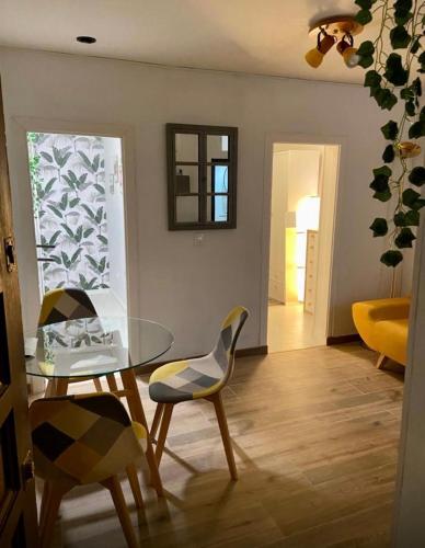 Apartamento de 2 hab en calle Tesoro-Malasaña (Apartamento de 2 hab en calle Tesoro-Malasana) in أرفافاشا