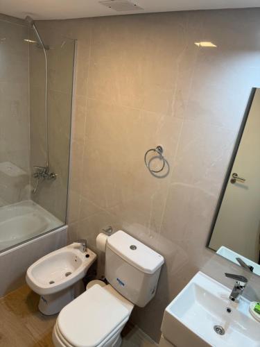 Depto Premium entero con pileta uso común Capac 5 personas - image 2