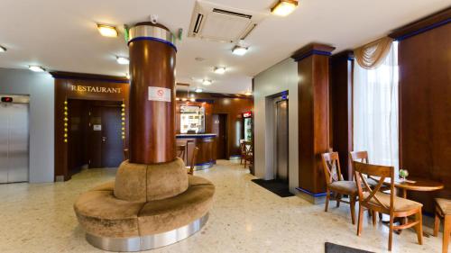 Nadejda Hotel - image 14