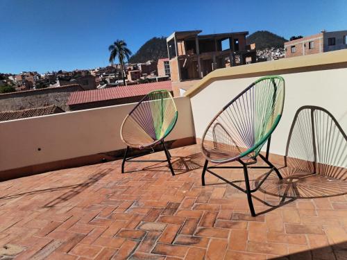 Confortable casa céntrica con terraza - image 4