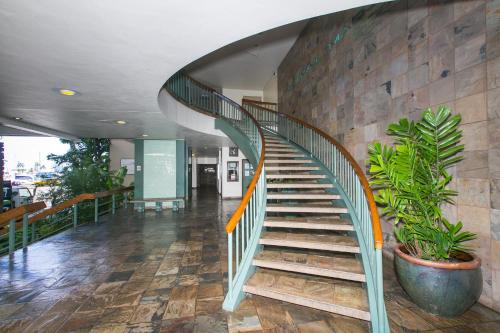 Ilikai Marina 1381 City View Studio - image 36