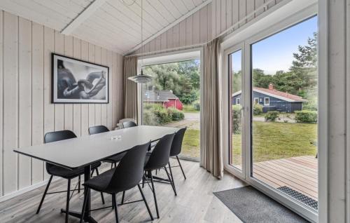 Two-Bedroom Holiday Home image 8