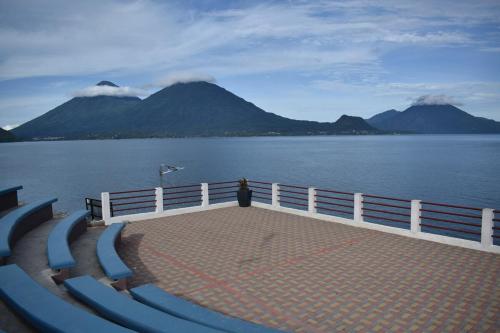 Casa Gaspar on Lake Atitlán (Casa Gaspar on Lake Atitlan) in Sanantonio Palopo
