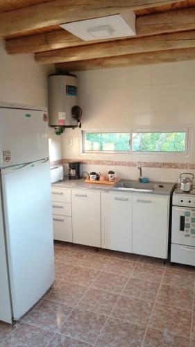 Cabaña de descanso junto al río Atuel (Cabana de descanso junto al rio Atuel) in Salto de las Rosas