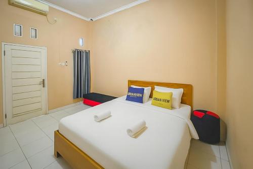 . Urbanview Tees Homestay Pangandaran