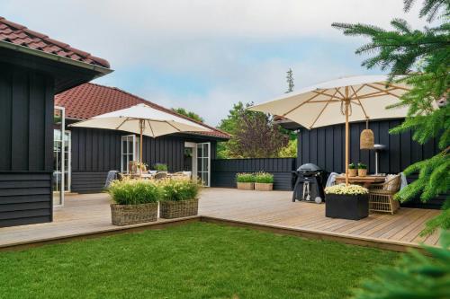 Exterior view, Modern Holiday Home Where Indoor And Outdoor Merge in Hals