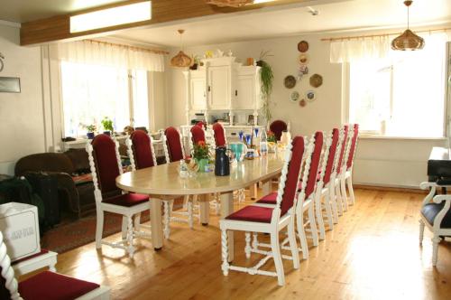 White Villa - image 10