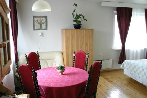 White Villa 5