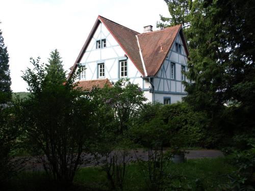 ทัศนียภาพภายนอกโรงแรม, Das Alte Forsthaus in ไกเซนไฮม์