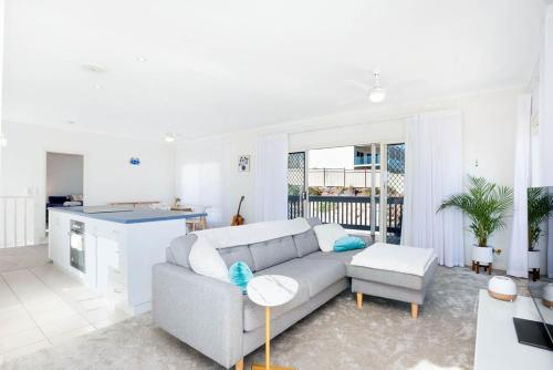 keuken, Casa Azul Beachfront Bliss for Group Adventures in Christies Beach