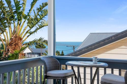 Uitzicht, Casa Azul Beachfront Bliss for Group Adventures in Christies Beach