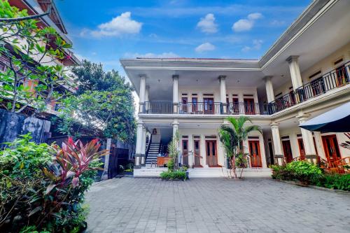Vista exterior, OYO 94753 Surya Residence 2 in Medan Polonia