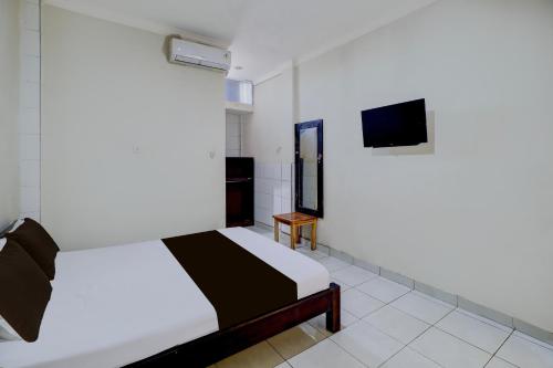 Deluxe King Room image 10