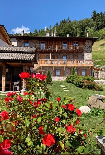 Maso Del Fieno con Sauna Privata e Vista Unica in Sant' Orsola Terme