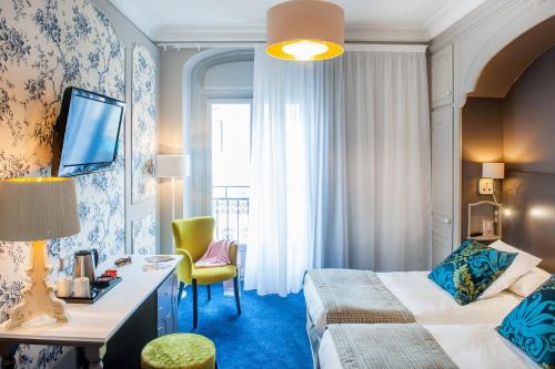 room detail thumbnail 1