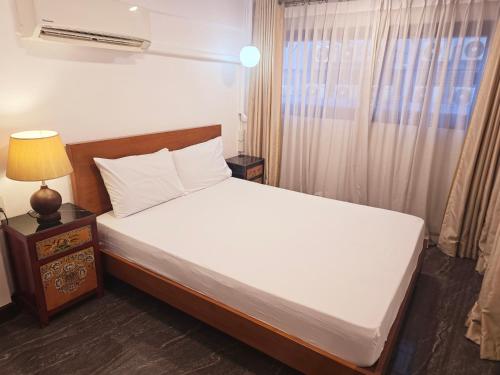 Old Sрice 2 Urban Studio Oasis Central Bangkok MRT, Bangkok (photo 4)