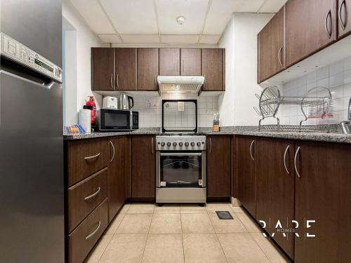 Rare Holiday Homes - Jumeirah Village Circle - La Riviera Estates B - R106, Дубай (фото 10)