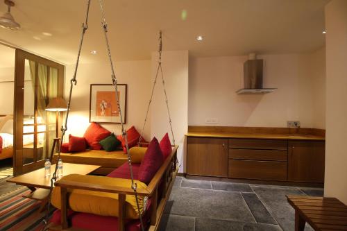 The Sky Imperial Aarivaa Luxury Stays, Rajkot (foto 11)