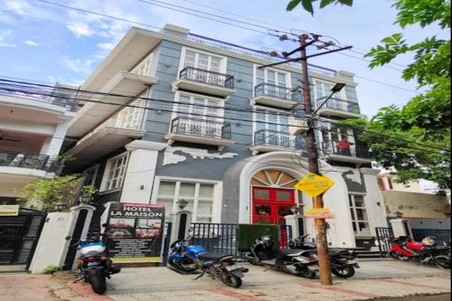 RROOMS Hotel La-maison in Indira Nagar