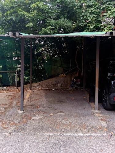 Donny Dude Private Parking, Janov (fotografie 9)