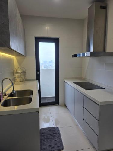 Reizz Residence By Nexus Suites - image 10