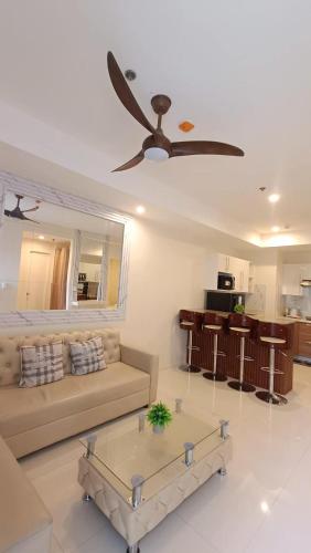 Two-Bedroom Apartment with Balcony image 3