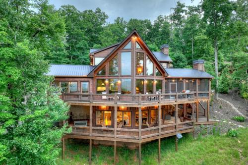 Honey Hill Gorgeous long-range mountain views thumb 4