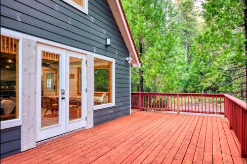 Létesítmények, Stay At 4K in Arnold (CA)