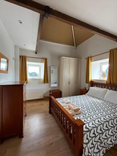 Town center duplex with lift in Clonakilty