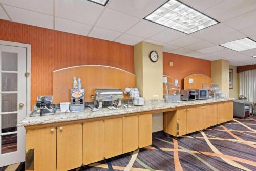 AmericInn by Wyndham Denver Airport in Denver, USA