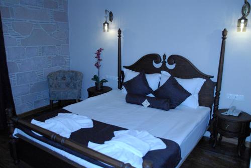 Orchis Hotel - image 13