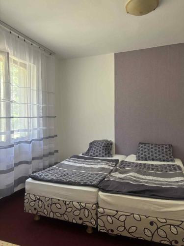 Limonádé Vendégház (Limonade Vendeghaz) in บาลาตองเบเรนี