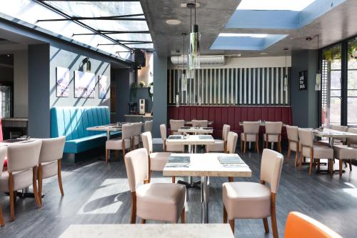 Restaurant, The Courtyard Hotel Near Leeds in Tong