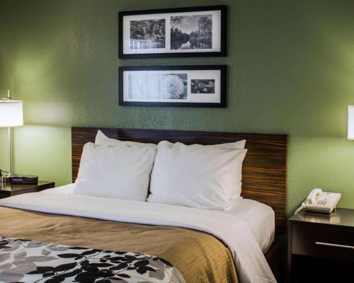 Sleep Inn in Johnstown, USA