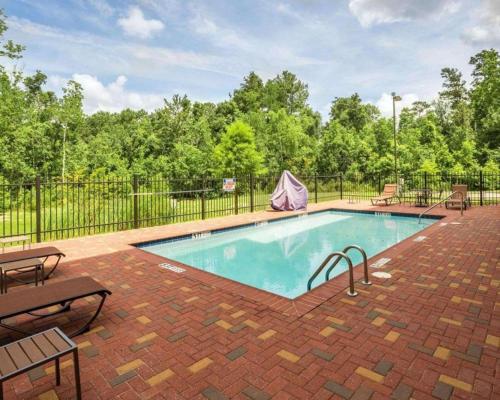 Comfort Suites Mandeville - Covington in Covington, USA