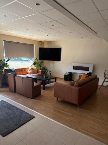 Shared lounge/TV area, Pizza House Bed Simrishamn in Simrishamn