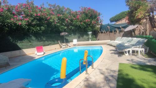 Maison Villa d'exception meublée piscine privée & cheminée a 2min plage et commerces
