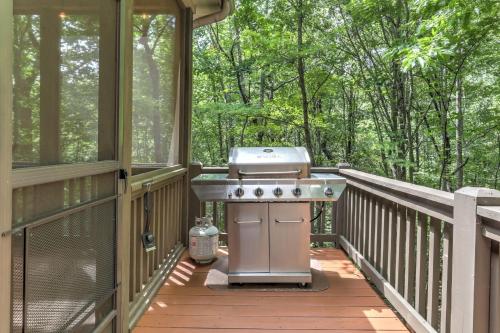 Stars Align Cottage - Relaxing Hot Tub Comfy Outdoor Seating More - image 9