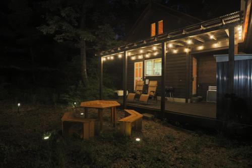 森のツインキャビン