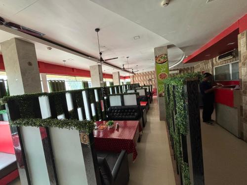 Restaurant, Starline Hotel in Agartala