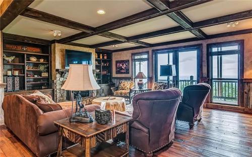 Eagles View - Gorgeous Mountain Views Luxury Interiors Telescope Library, Jasper (Foto 5)