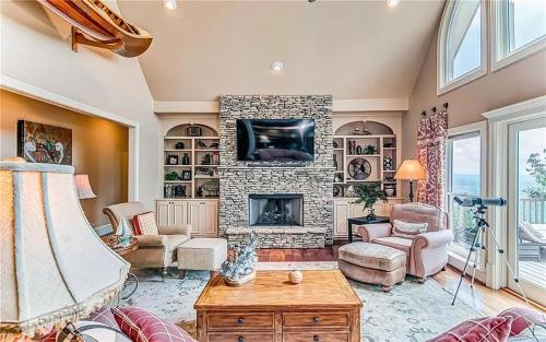 Eagles View - Gorgeous Mountain Views Luxury Interiors Telescope Library, Jasper (Foto 8)