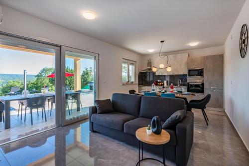 ห้องครัว, Villa Mia in Labin, a two apartment villa with pool close to the sea in สเวติบาตูล