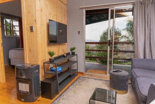 Two-Bedroom House image 4