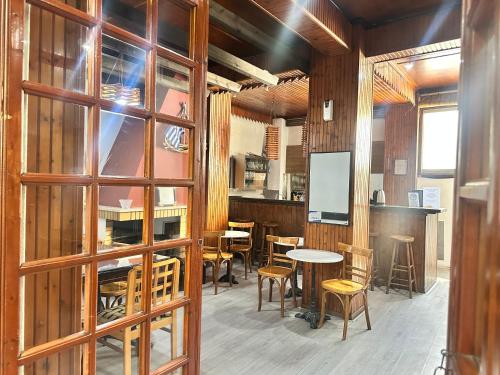 Instalaciones, Sparta Team Hotel in Atenas