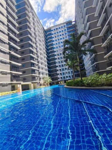 Mall of Asia condotel shore 3 residence Aldo Staycation, Манила