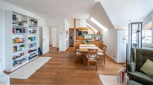 廚房, SeeAtelier Grundlsee - Your Austrian Home in 格倫德爾湖