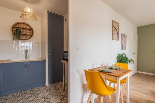 Studio calme avec parking, proche metro in Bois Blancs