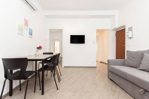 Apartment facing the sea and Navebus Porto Antico, Janov (fotografie 5)